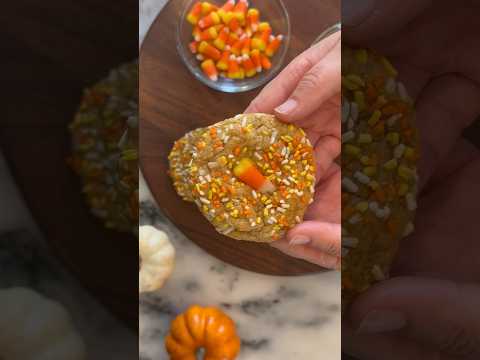 Indulge in the sweetest treat of the season - candy corn cookies! 🎃 #youtubeshorts #viral #youtube